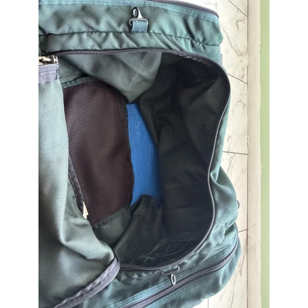 Vintage Patagonia Duffel Bag Green 90s Y2K Travel Luggage USA MADE Travel Gear